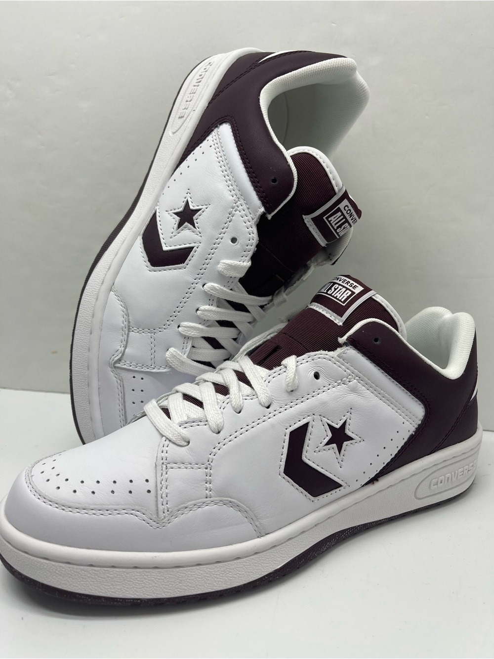 Converse • WMNS A11960C WEAPON OX
WHITE/BLOODSTONE/WHITE Sneakers